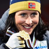 La regina del fondo Marit Bjørgen svela il segreto delle sue 15 medaglie olimpiche: Mi sono allenata 800 ore all'anno in media prima del parto, poi mi sono resa conto che dovevo cambiare&quot;