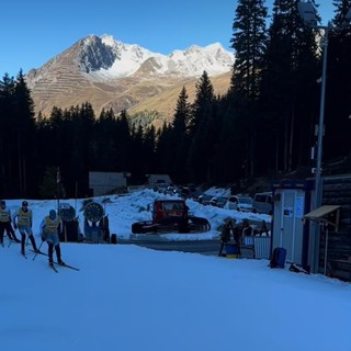 Sci di fondo - Le piste di Davos e Bèssans aprono i battenti grazie allo snowfarming