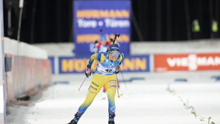 Biathlon - Elvira Öberg vede la luce: &quot;Di nuovo al mio livello, pronta a duellare con Hanna&quot;