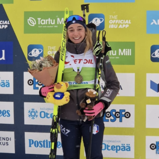 Biathlon - Carlotta Gautero festeggia il suo bronzo: &quot;Dopo due quarti posti vale di più. Ora mi sento una biatleta più completa e competitiva&quot;