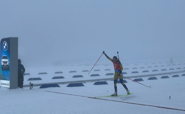 Biathlon - Hanna Öberg fa scendere il sipario; Røiseland e Chevalier addio col podio; ottava Wierer