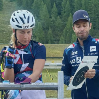 VIDEO, Biathlon - Norvegia al lavoro a Livigno, Fondo Italia incontra Patrick Oberegger che fa il punto sull'infortunio di Tandrevold