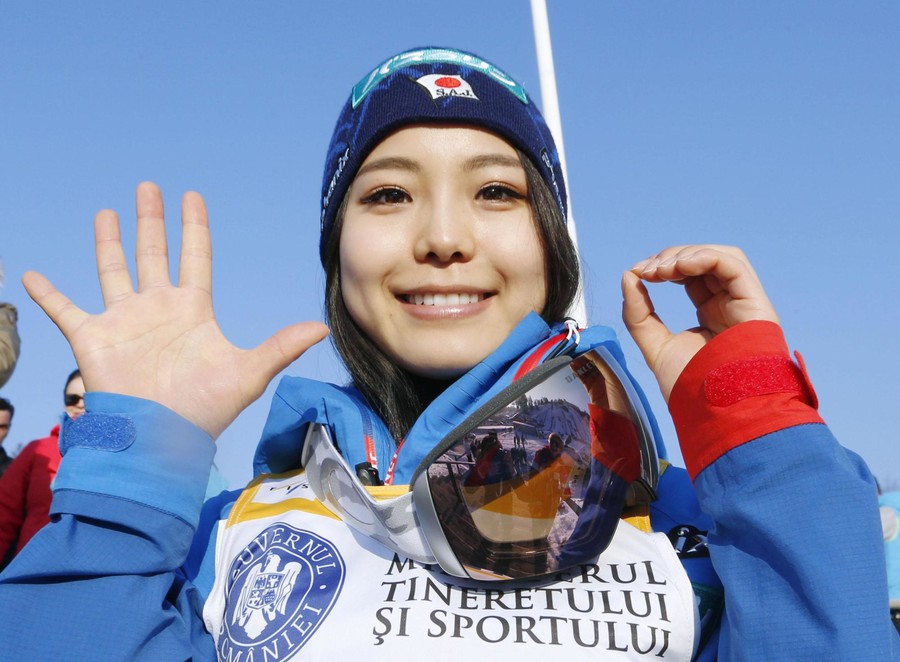 Salto con gli sci - Grand Prix, Takanashi vola e vince a Courchevel. Prevc domina il 1° round, poi cade. Due azzurre nelle 15