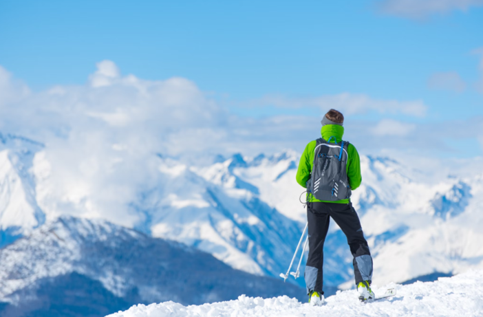 Curiosità sulla storia dello sci: statistiche, record e film per vivere a tutta velocità questo sport